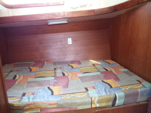 https://novimarinebrokers.com/storage/files/02/09/25/tn_pleasure_boat_for_sale_17440.JPG